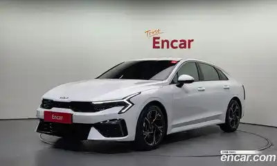 Kia K5, 2025
