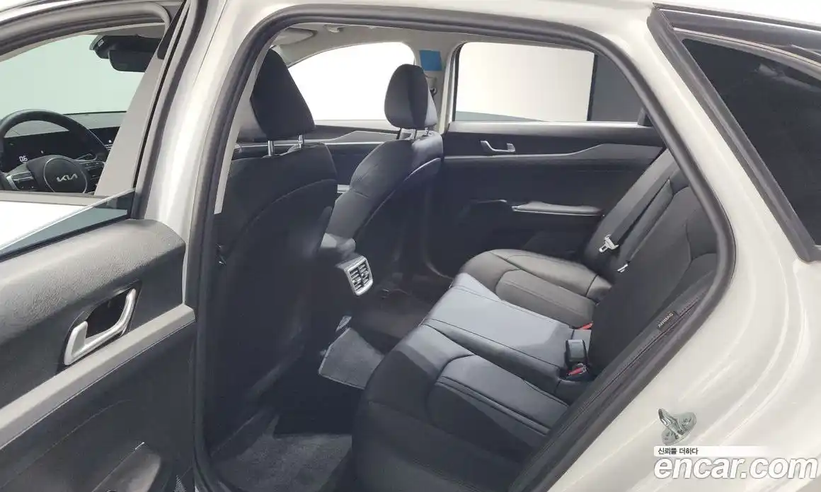 Kia K5 2024 2.0 Автомат в Москве № 1342672, фото 11