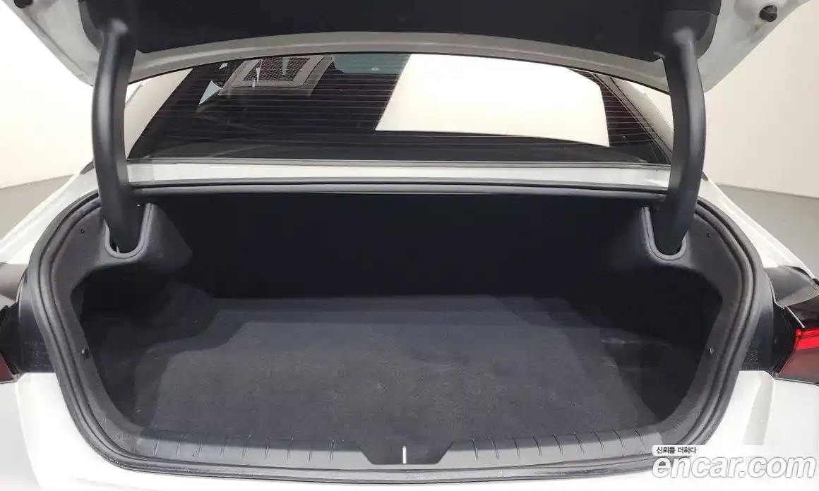 Kia K5 2024 2.0 Автомат в Москве № 1342672, фото 17