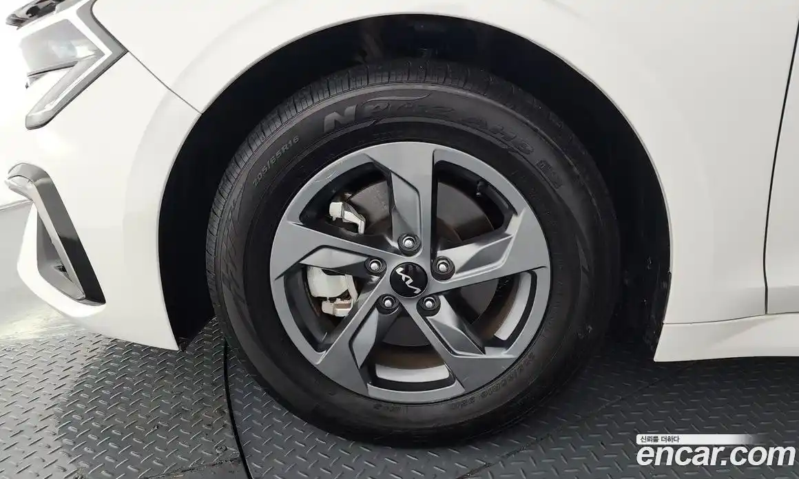 Kia K5 2024 2.0 Автомат в Москве № 1342672, фото 5