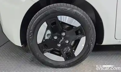 Kia Ray 2024 0.1 Автомат в Москве № 1342729, миниатюра 5