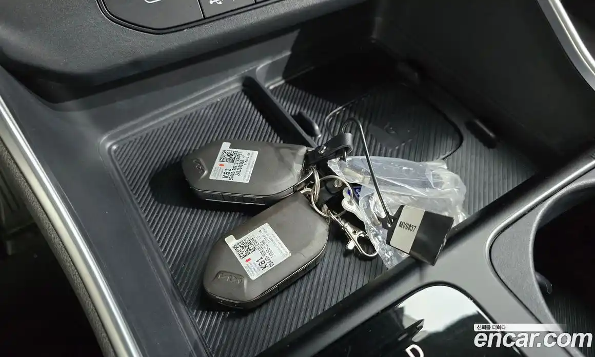 Kia Canival 2024 1.6 Автомат в Москве № 1342967, фото 17