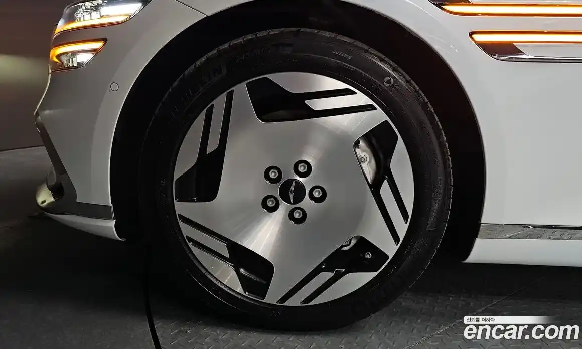 Genesis G80 2025 0.2 гидро в Москве № 1343238, фото 4