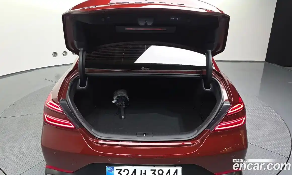 Genesis G70 2025 2.5 гидро в Москве № 1343239, фото 20