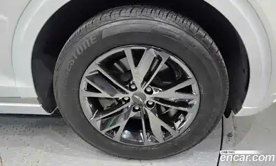 Genesis GV70 2023 2.5 гидро в Москве № 1343325, миниатюра 5