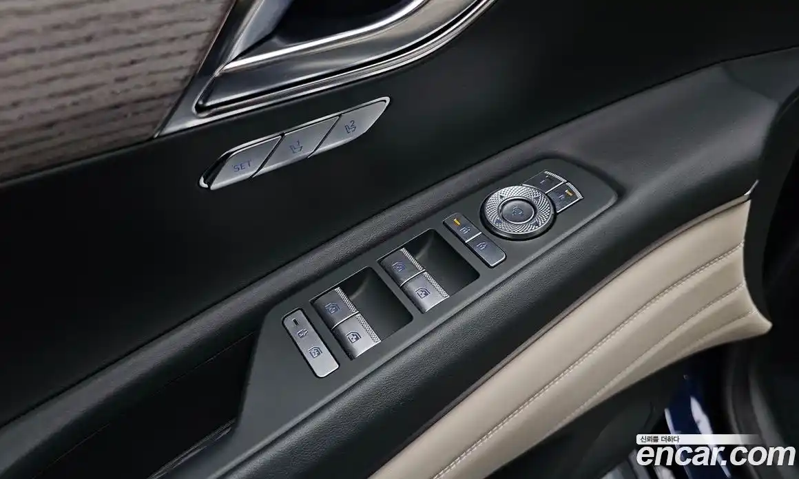 Genesis GV80 2024 2.5 Автомат в Москве № 1343352, фото 16