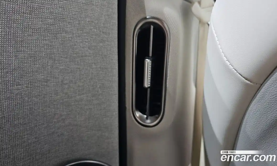 Genesis GV60 2022 0.1 Автомат в Москве № 1343529, фото 12