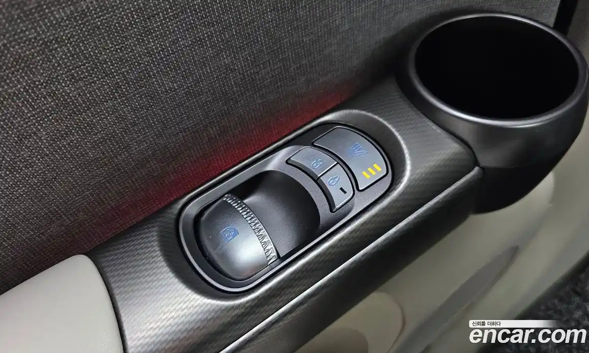 Genesis GV60 2022 0.1 Автомат в Москве № 1343529, фото 17