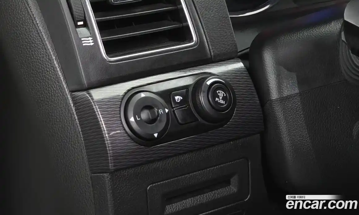 Chevrolet Captiva 2014 2.0 гидро в Москве № 1345594, фото 15