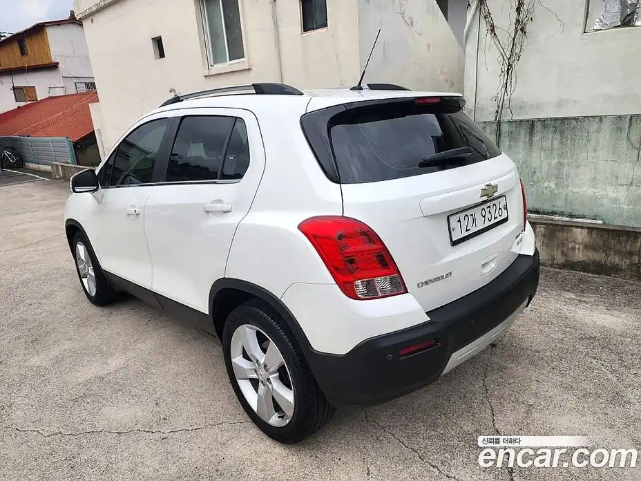 Chevrolet Trax 2014 1.4 Автомат в Москве № 1345978, фото 4