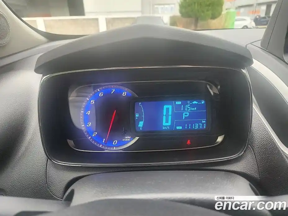 Chevrolet Trax 2014 1.4 Автомат в Москве № 1345978, фото 6