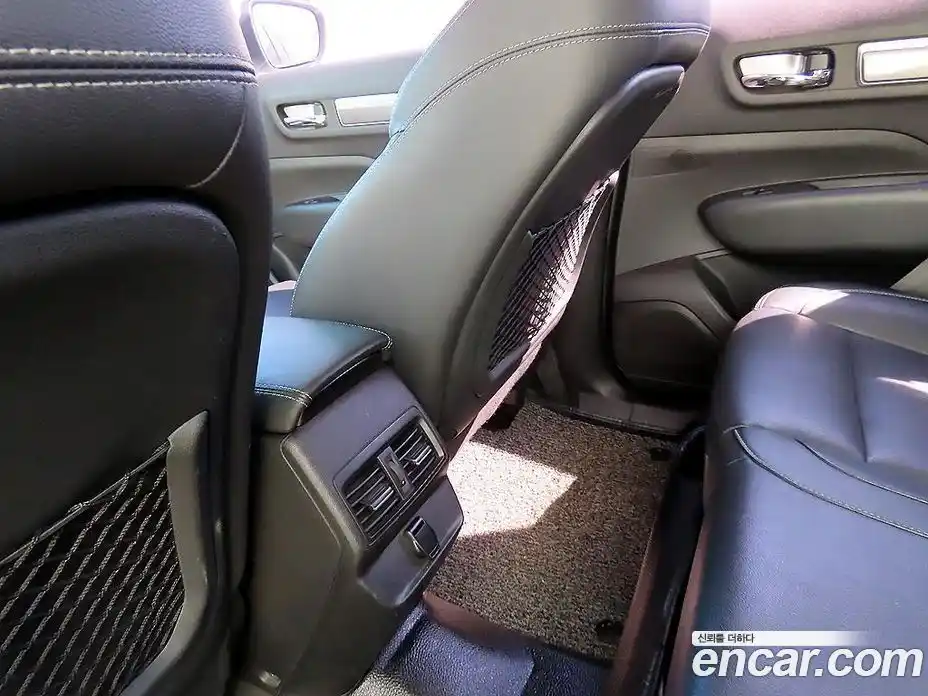 Renault QM6 2017 2.0 гидро в Москве № 1346982, фото 16
