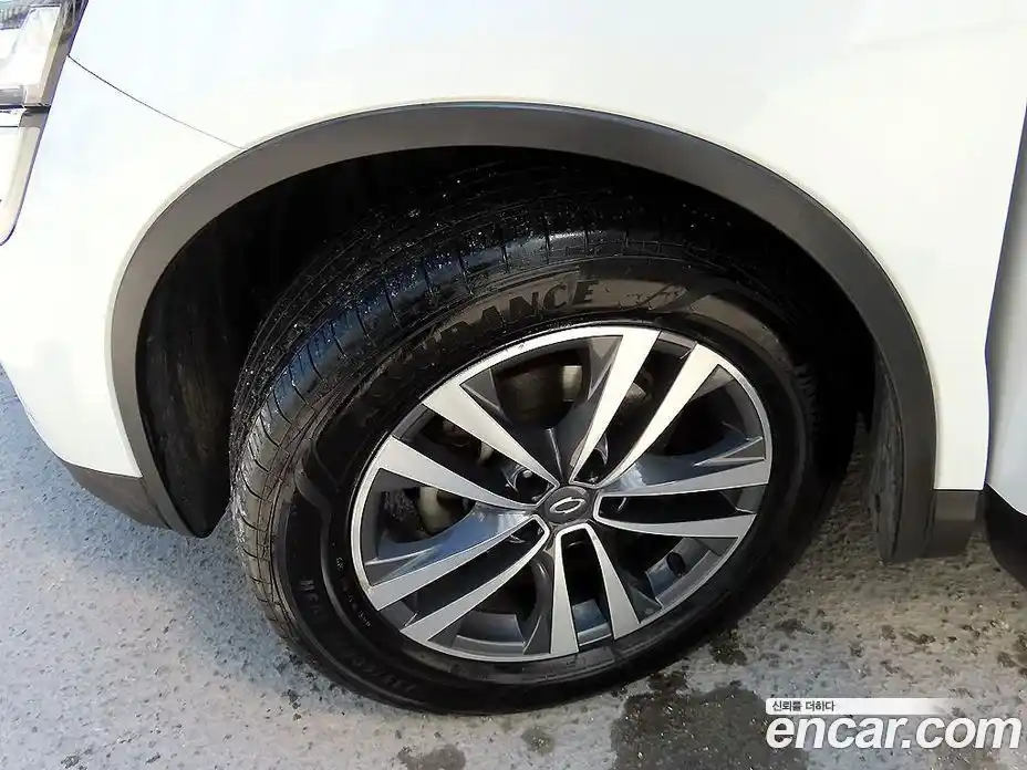 Renault QM6 2017 2.0 гидро в Москве № 1346982, фото 20