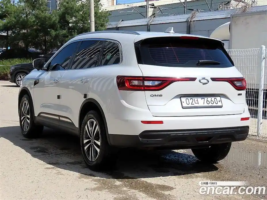 Renault QM6 2017 2.0 гидро в Москве № 1346982, фото 3