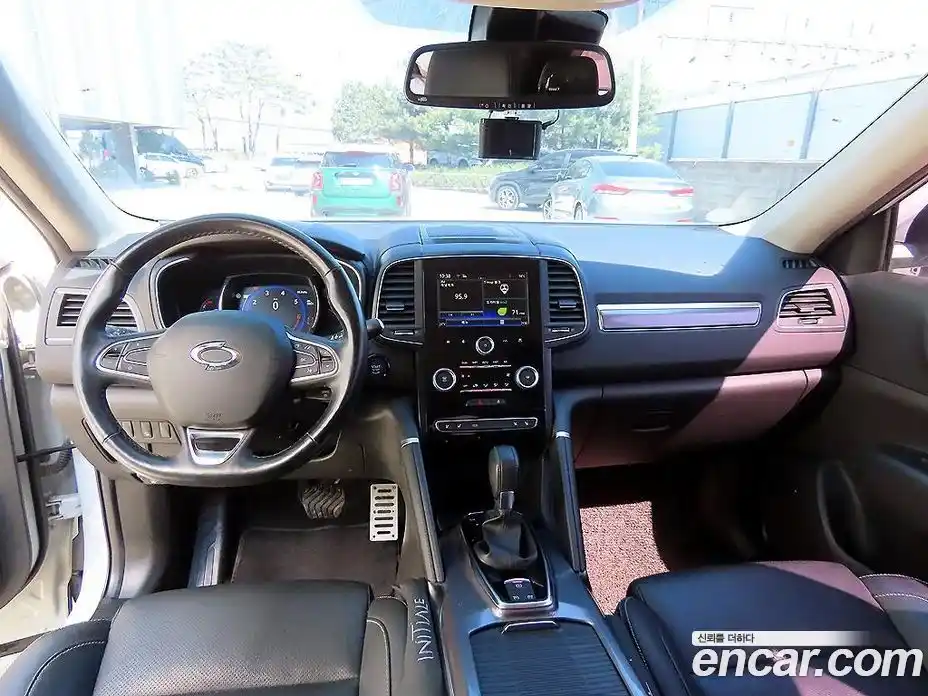 Renault QM6 2017 2.0 гидро в Москве № 1346982, фото 7