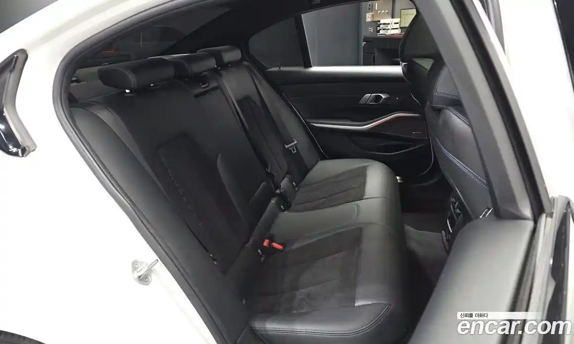 BMW 3-Series 2020 2.0 Автомат в Москве № 1347539, фото 12