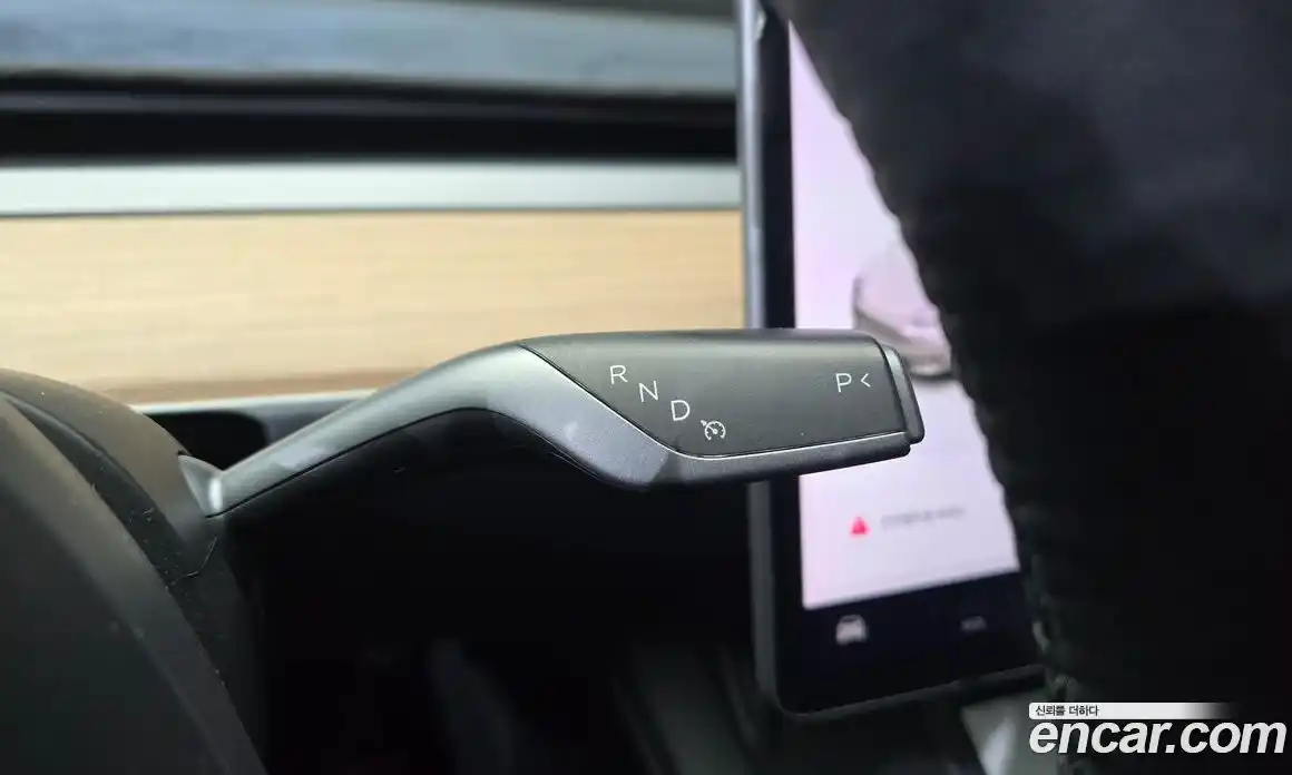 Tesla Model Y 2021 0.2 гидро в Москве № 1349925, фото 9