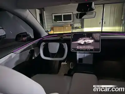 Tesla Model Y 2025 гидро в Москве № 1349959, миниатюра 9