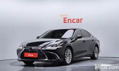 Lexus ES, 2018
