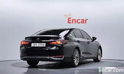 Lexus ES 2018 2.5 гидро в Москве № 1350136, миниатюра 2