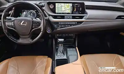 Lexus ES 2018 2.5 гидро в Москве № 1350136, миниатюра 7