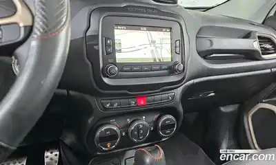 Jeep Renegade 2017 2.4 гидро в Москве № 1350670, миниатюра 12