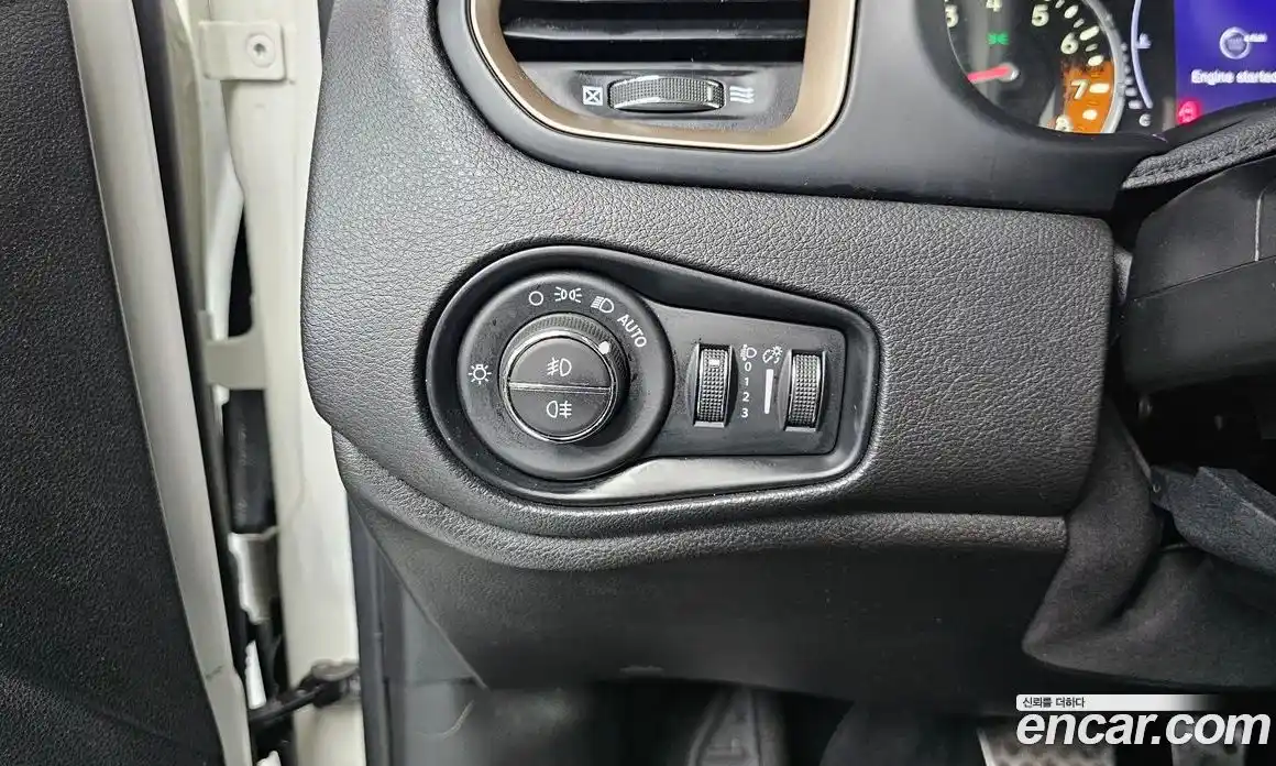 Jeep Renegade 2017 2.4 гидро в Москве № 1350670, фото 19