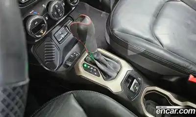 Jeep Renegade 2017 2.4 гидро в Москве № 1350670, миниатюра 9
