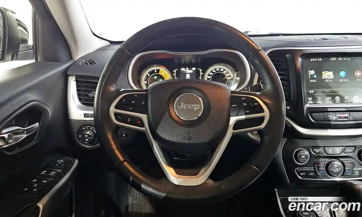 Jeep Cherokee 2017 2.2 гидро в Москве № 1350685, фото 12