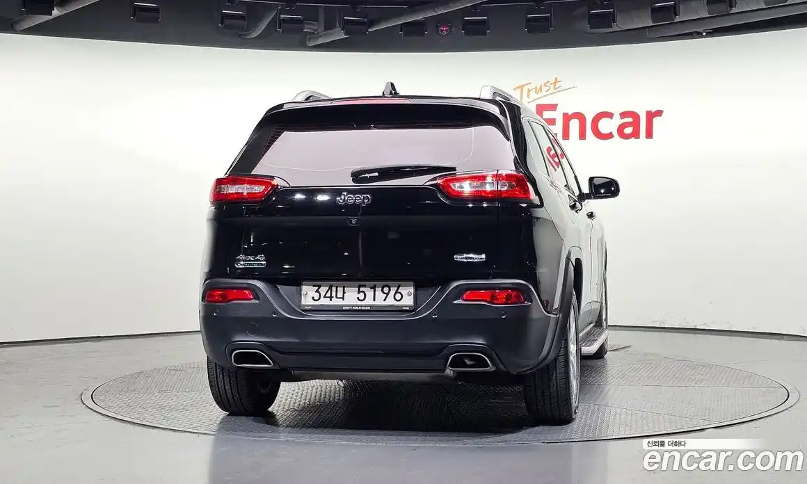 Jeep Cherokee 2017 2.2 гидро в Москве № 1350685, фото 4