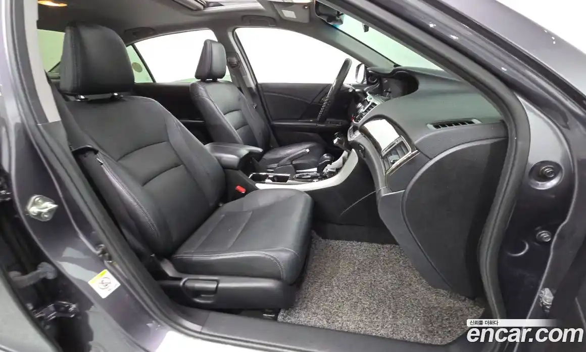 Honda Accord 2014 2.4 гидро в Москве № 1350872, фото 11