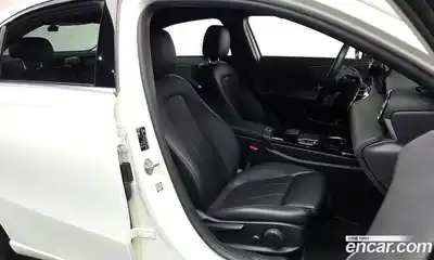 Mercedes-Benz A-Class 2020 1.9 гидро в Москве № 150693, миниатюра 10