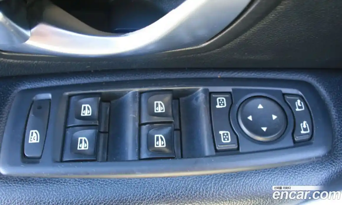 Renault SM3 2010 1.6 гидро в Москве № 153114, фото 11