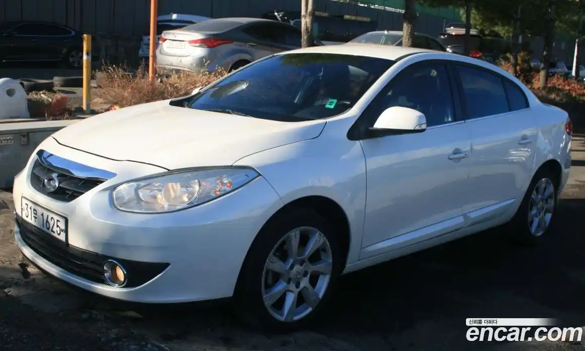 Renault SM3 2010 1.6 гидро в Москве № 153114, фото 3