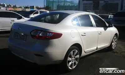 Renault SM3 2010 1.6 гидро в Москве № 153114, миниатюра 6
