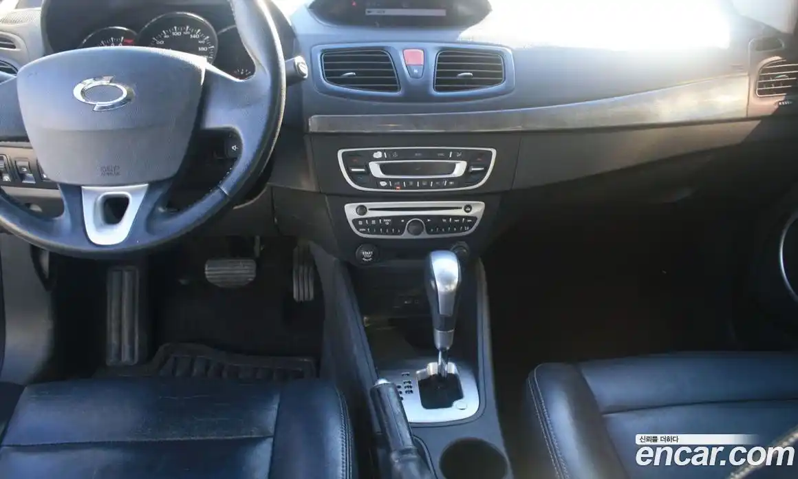 Renault SM3 2010 1.6 гидро в Москве № 153114, фото 7