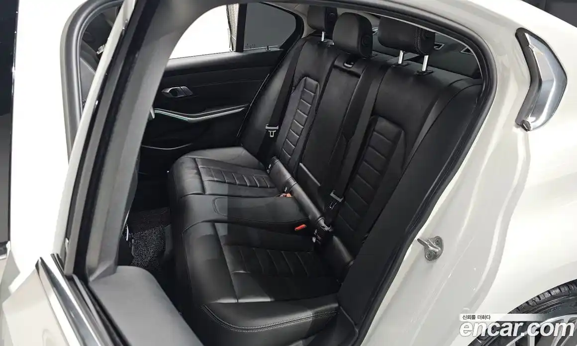 BMW 3-Series 2019 2.0 гидро в Москве № 157537, фото 11