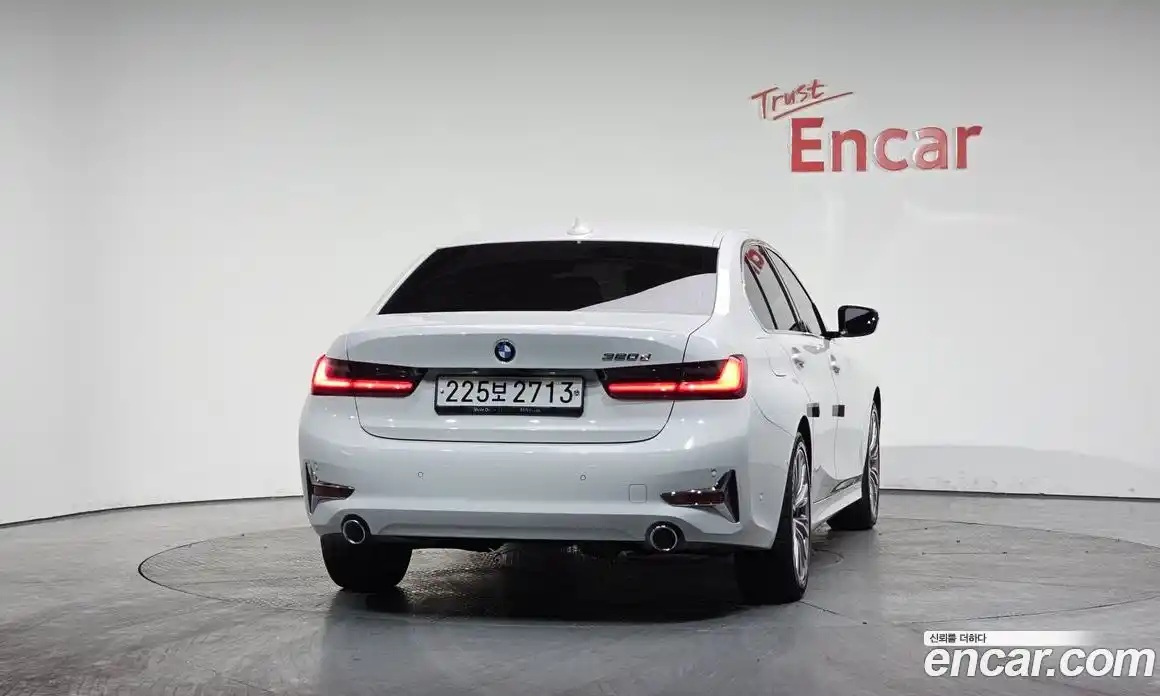 BMW 3-Series 2019 2.0 гидро в Москве № 157537, фото 3