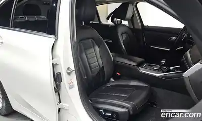 BMW 3-Series 2019 2.0 гидро в Москве № 157537, миниатюра 9