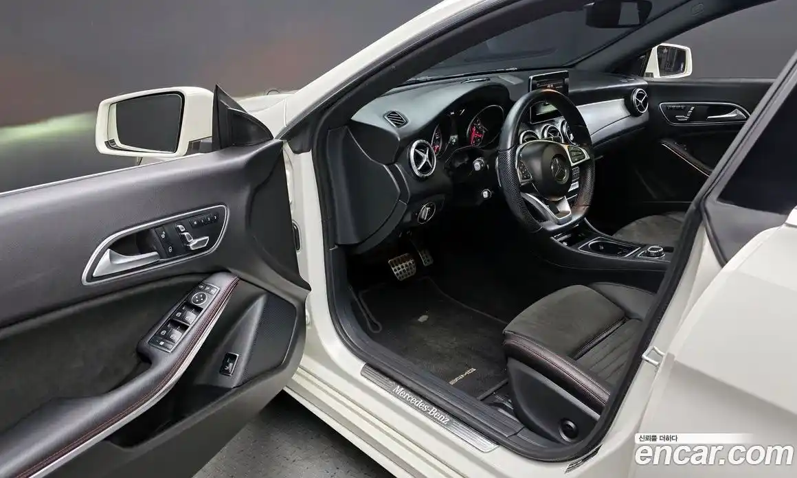 Mercedes-Benz CLA-Class 2017 2.0 гидро в Москве № 161898, фото 11