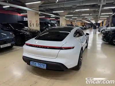 Porsche Taycan 2024 0.1 гидро в Москве № 165108, миниатюра 2