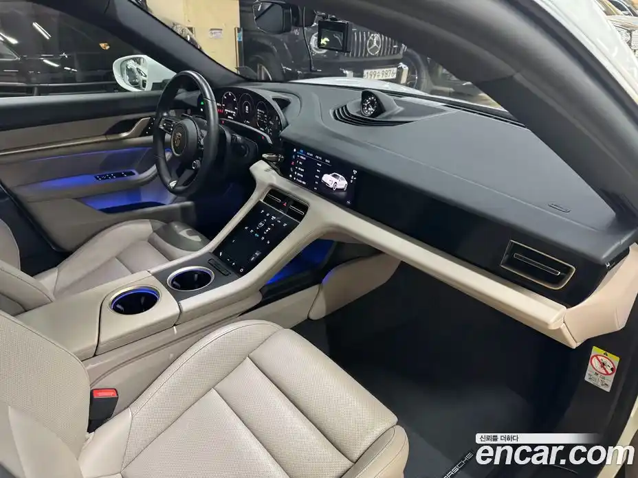 Porsche Taycan 2024 0.1 гидро в Москве № 165108, фото 9
