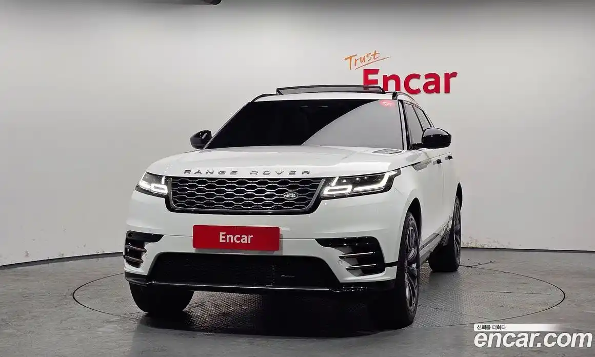 Land Rover Range-Rover Velar 2023 2.0 гидро в Москве № 166115, фото 3