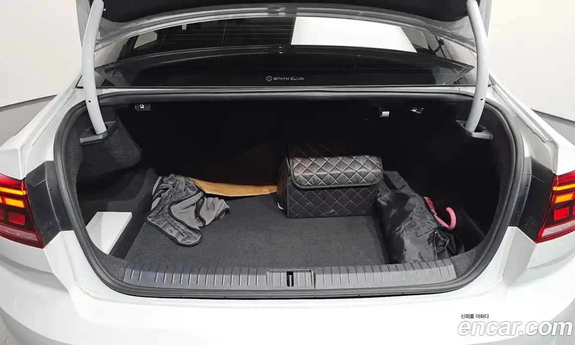 Volkswagen Passat 2021 2.0 гидро в Москве № 168854, фото 20