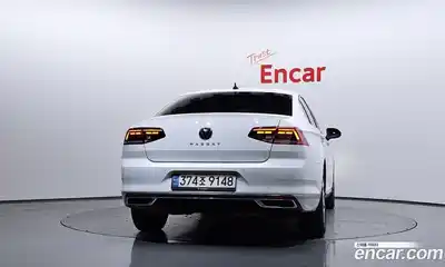Volkswagen Passat 2021 2.0 гидро в Москве № 168854, миниатюра 4