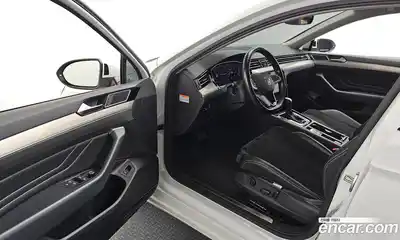 Volkswagen Passat 2021 2.0 гидро в Москве № 168854, миниатюра 10
