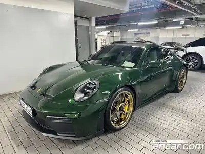 Porsche 911, 2025