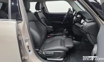 Mini Cooper 2023 1.5 гидро в Москве № 221669, миниатюра 11