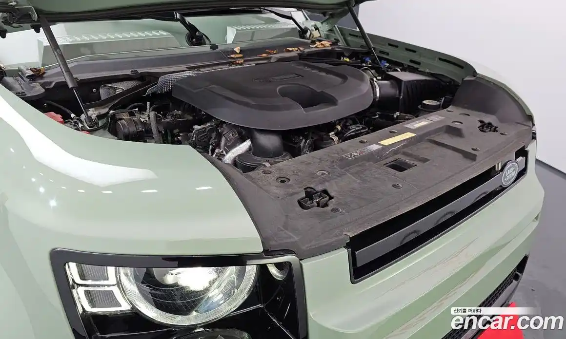 Land Rover Defender 2023 3.0 гидро в Москве № 231202, фото 6