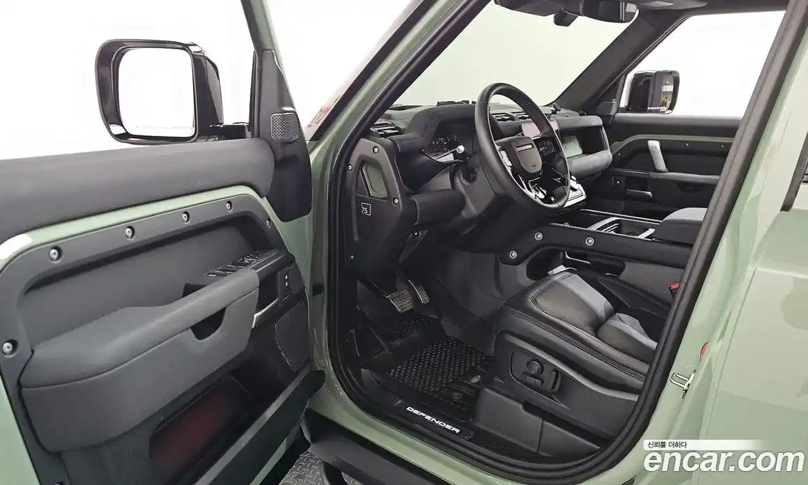 Land Rover Defender 2023 3.0 гидро в Москве № 231202, фото 10
